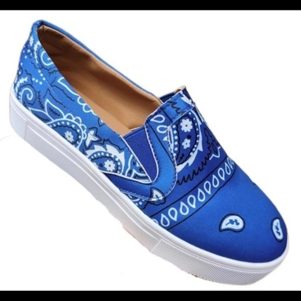 🔵Blue slip on bandana sneaker - Picture 4 of 4